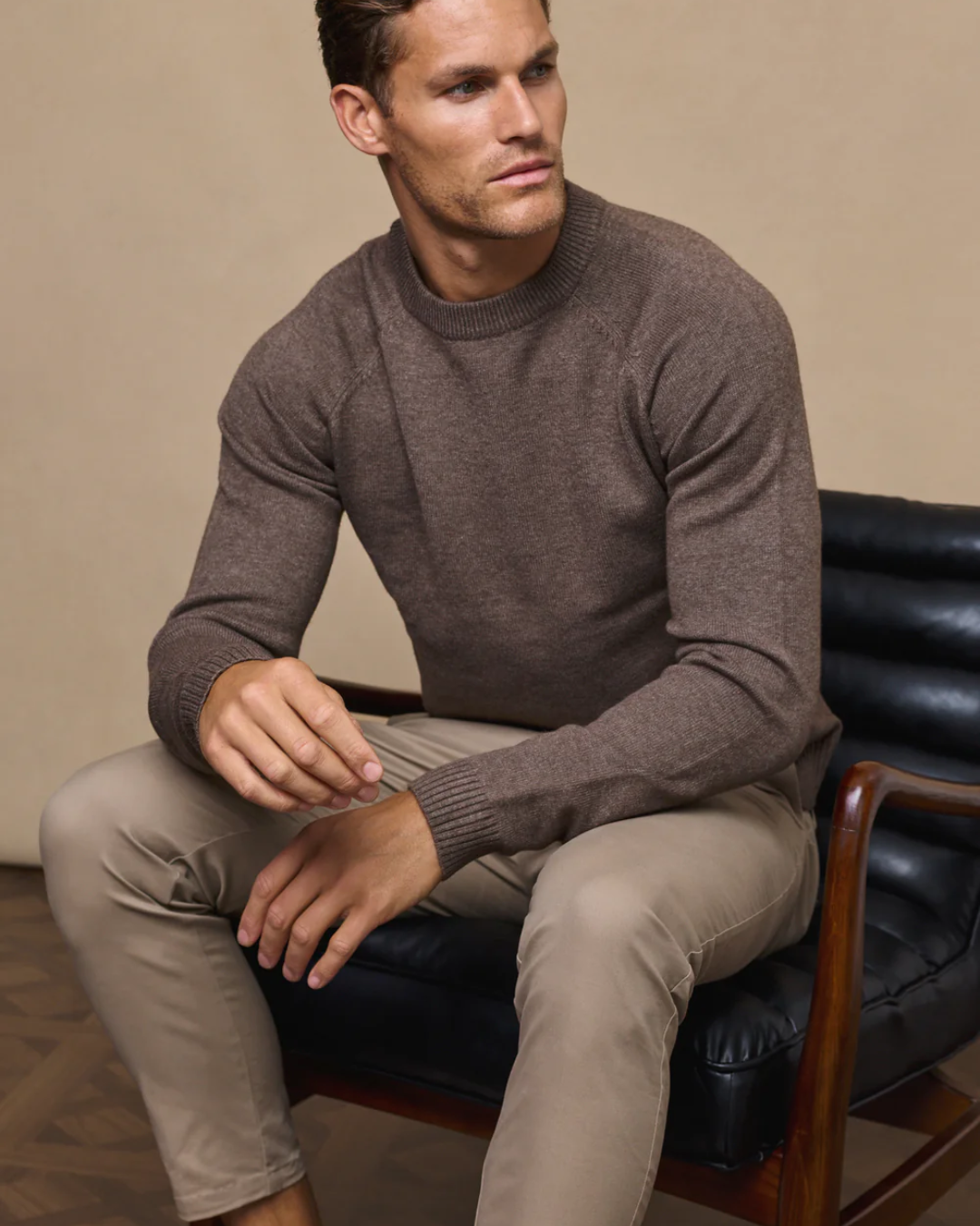 Pulover de lux cu guler rotund pentru bărbați