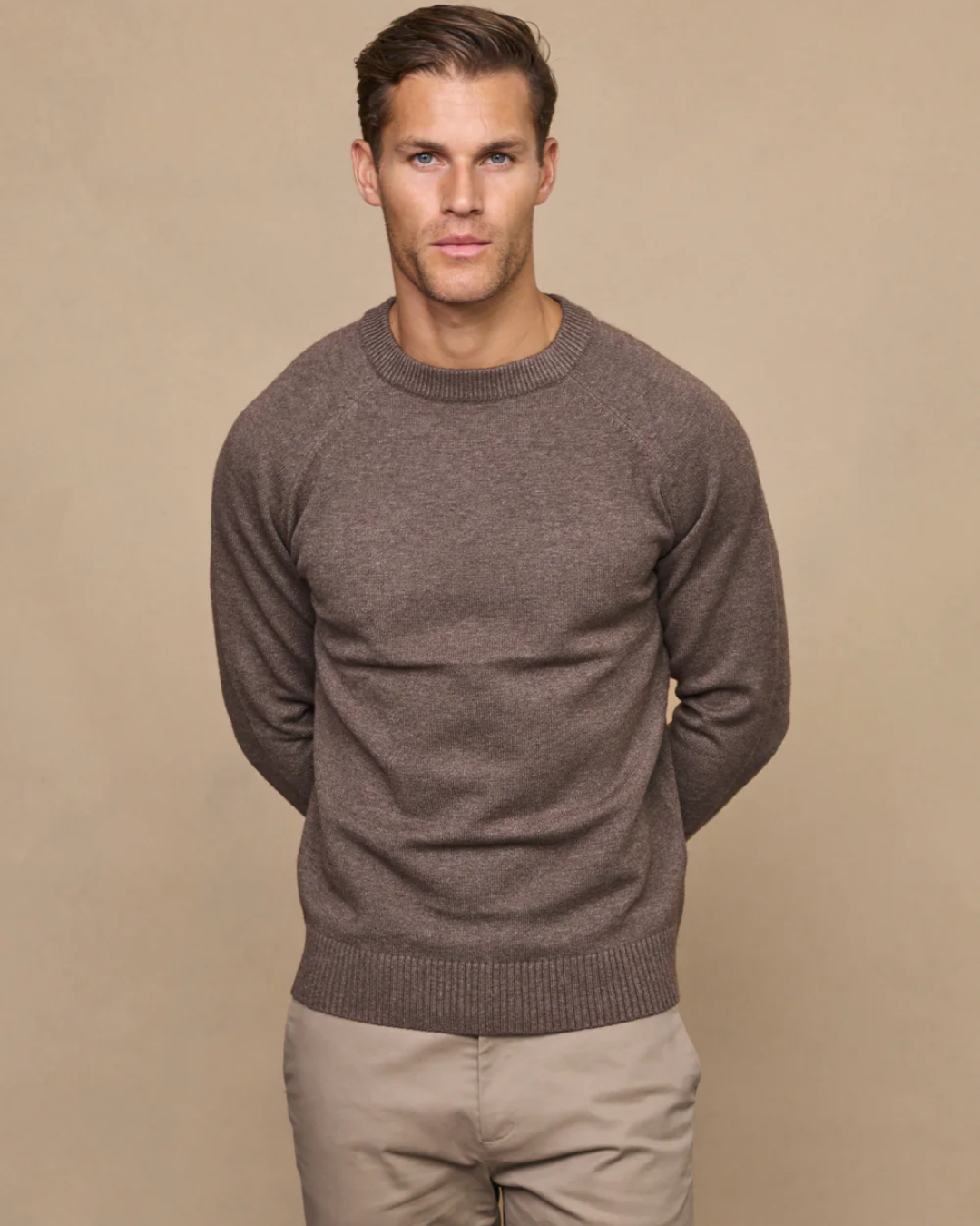 Pulover de lux cu guler rotund pentru bărbați