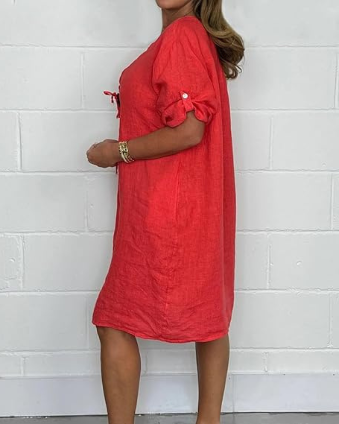 Rochie din in cu mâneci lungi și nasturi eleganți