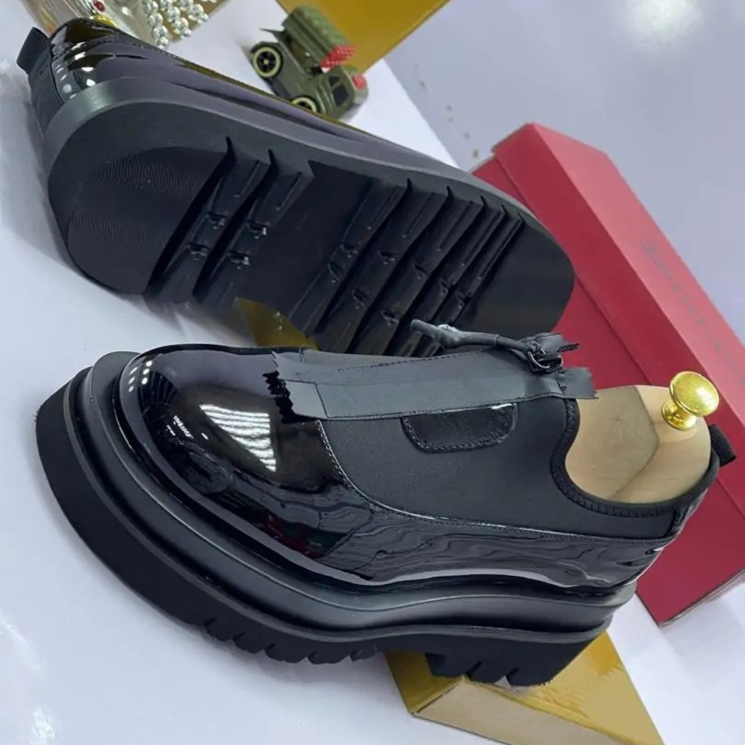 Pantofi casual eleganți cu închidere reglabilă pentru bărbați