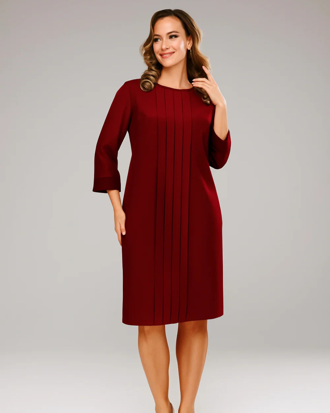 Rochie dreaptă cu pliuri și mâneci 3/4