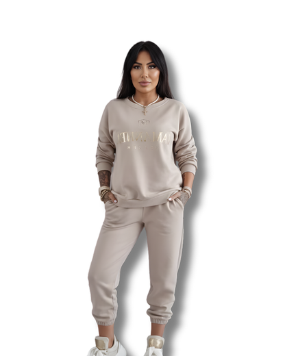 Ținută sport casual pentru femei