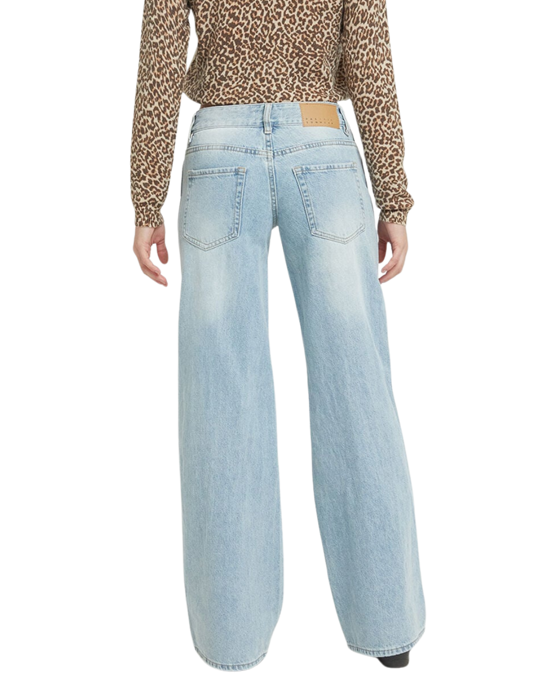 Blugi Drepți pentru Femei cu Efect Uzat și Tăieturi Moderne