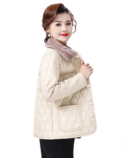 Jachetă Scurtă de Iarnă Căptușită pentru Femei care Oferă Căldură și Stil