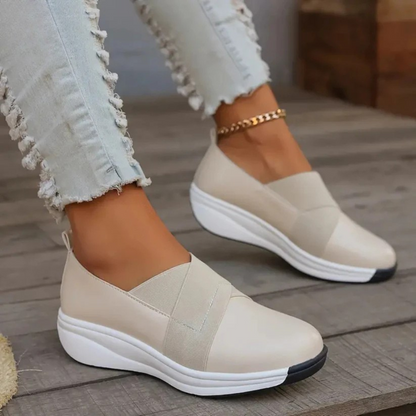 Pantofi ortopedici cu talpă antiderapantă