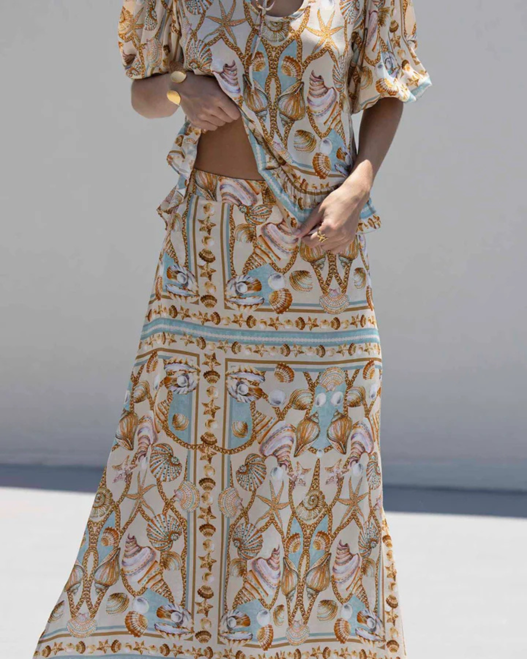 Bluză Boho Albastru Marin cu Imprimare de Scoici și Stele de Mare