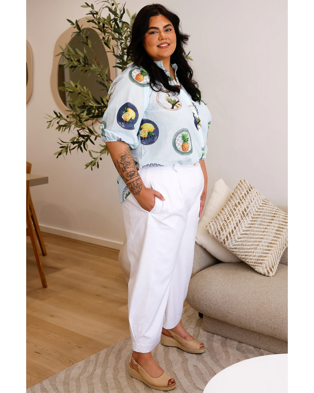 Pantaloni bărbătești pentru femei 