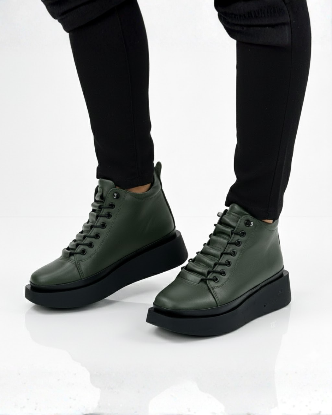 Ghete din Piele Naturală cu Izolație Ușoară pentru Femei