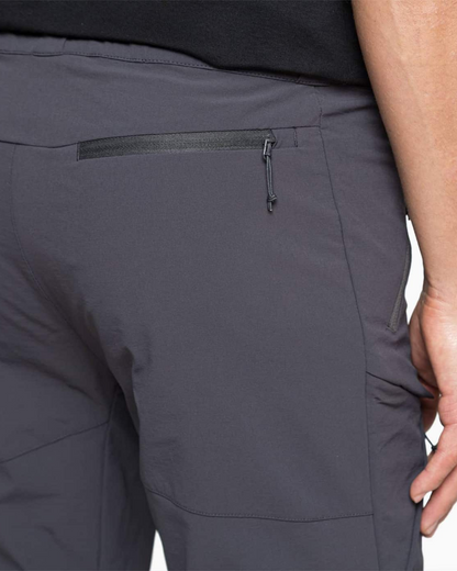 Pantaloni de bărbați transformabili și impermeabili