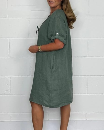 Rochie din in cu mâneci lungi și nasturi eleganți