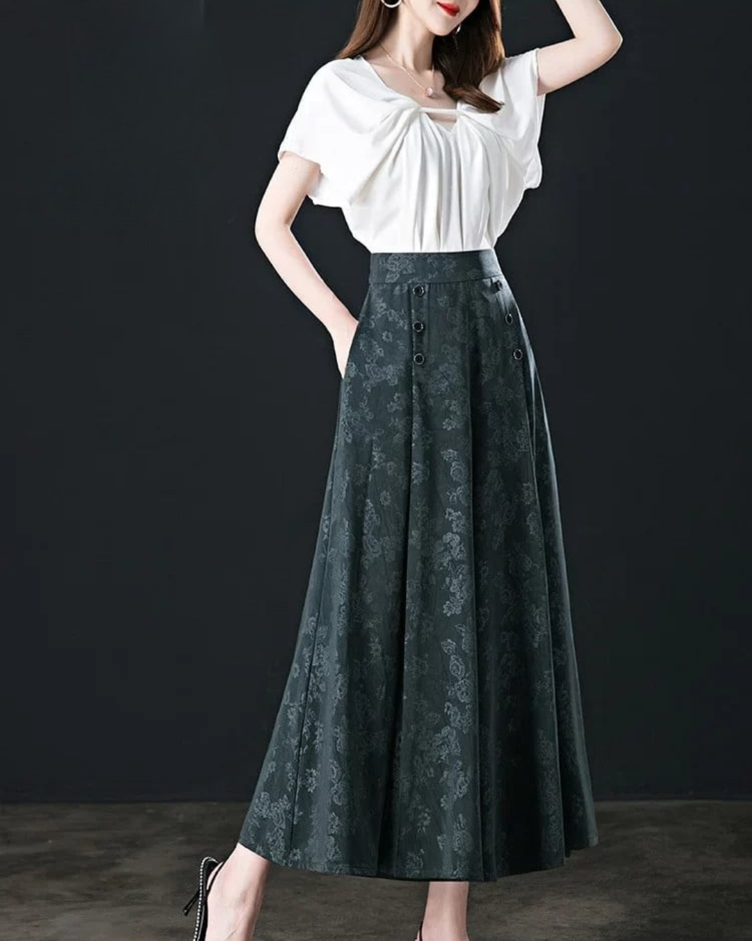 Pantaloni Palazzo cu Flori și Nasturi